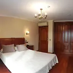 Guest house Residencia A Cruzan 3*