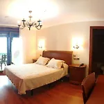 Residencia A Cruzan Noalla (Pontevedra)