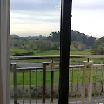 Guest house Residencia A Cruzan Noalla (Pontevedra)