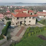 Guest house Residencia A Cruzan 3*