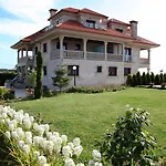 Guest house Residencia A Cruzan Noalla (Pontevedra)