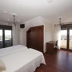 Guest house Residencia A Cruzan Noalla (Pontevedra)