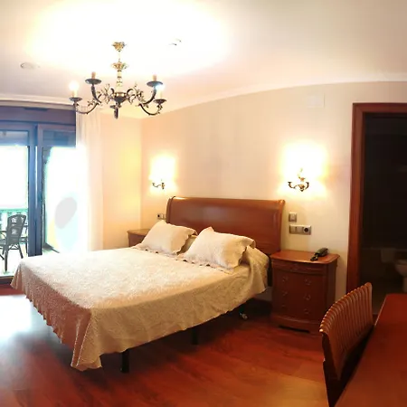 Residencia A Cruzan (adults Only) Noalla (Pontevedra)