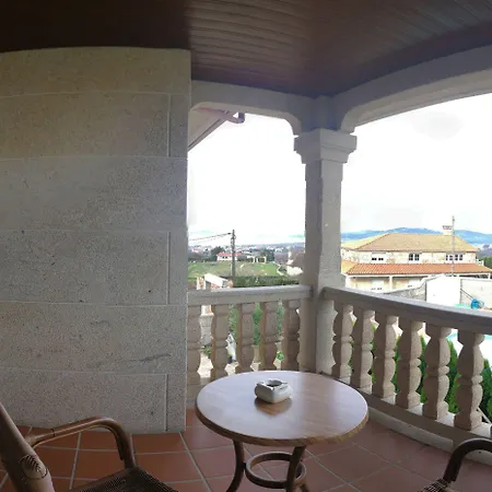 Pensión Residencia A Cruzán 3*