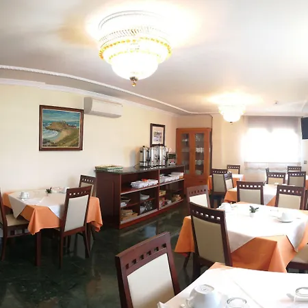 Residencia A Cruzan (adults Only) Noalla (Pontevedra)