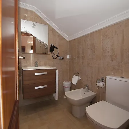Residencia A Cruzan Noalla (Pontevedra)