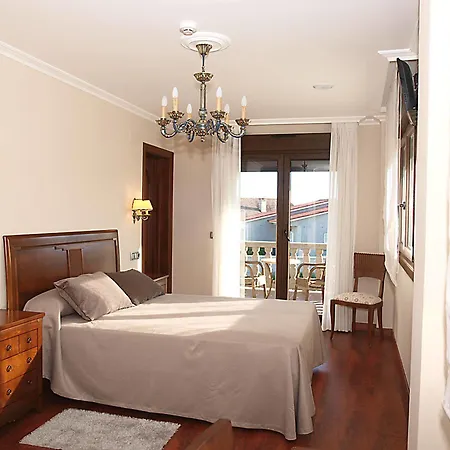 Residencia A Cruzan Guest house