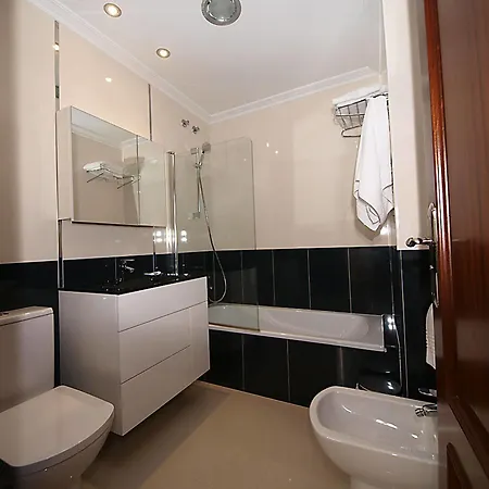Guest house Residencia A Cruzan 3*