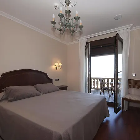 Guest house Residencia A Cruzan 3*