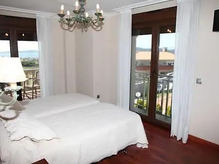 Guest house Residencia A Cruzan